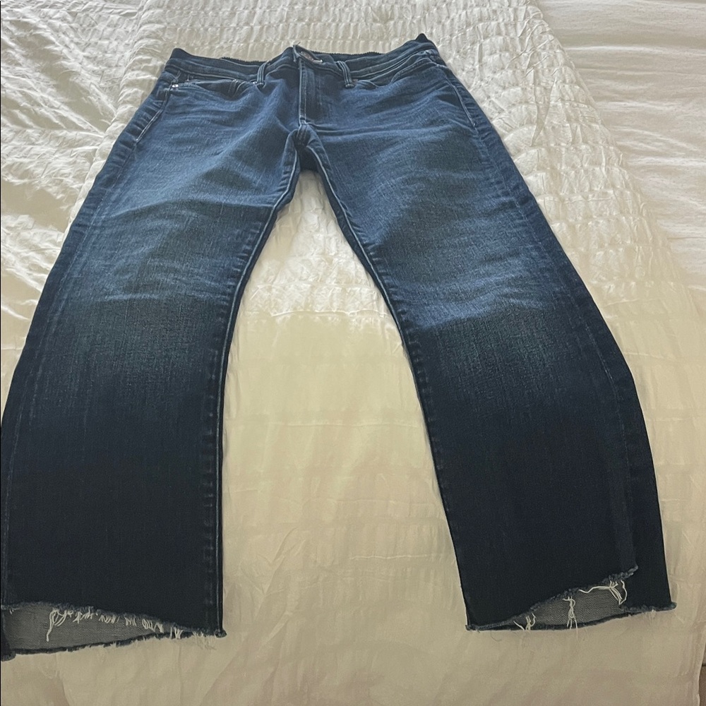 MOTHER Women's The Insider Crop Step Fray! Great condition!